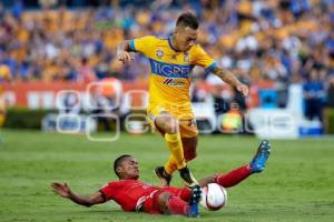 FÚTBOL . TIGRES VS LOBOS BUAP