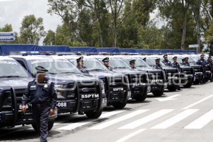 PATRULLAS . POLICÍA MUNICIPAL