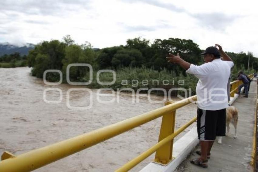 RÍO TIZAAC . ACATLÁN