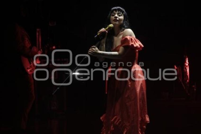 CONCIERTO . MON LAFERTE