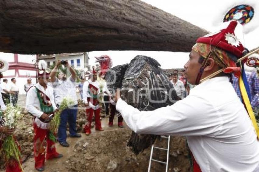 RITUAL VOLADORES DE CUETZALAN