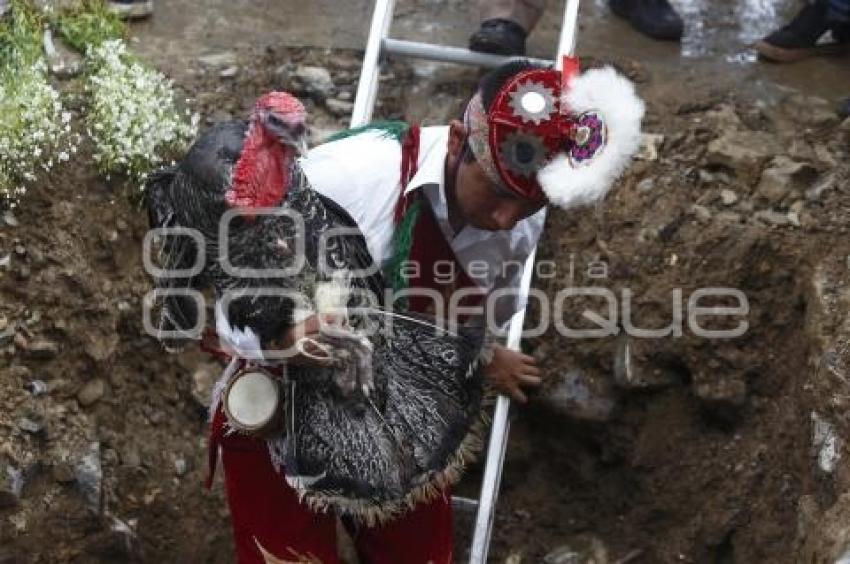 RITUAL VOLADORES DE CUETZALAN