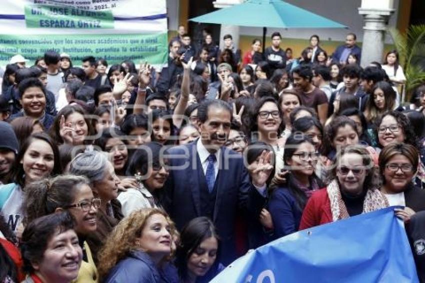 BUAP . CAMPAÑA . ALFONSO ESPARZA