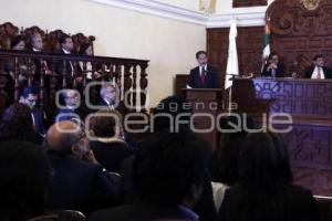 ALFONSO ESPARZA . CONSEJO UNIVERSITARIO