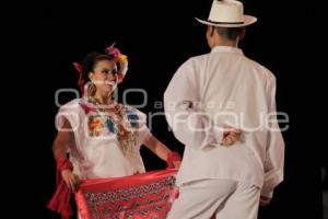 BALLET  FOLKLÓRICO