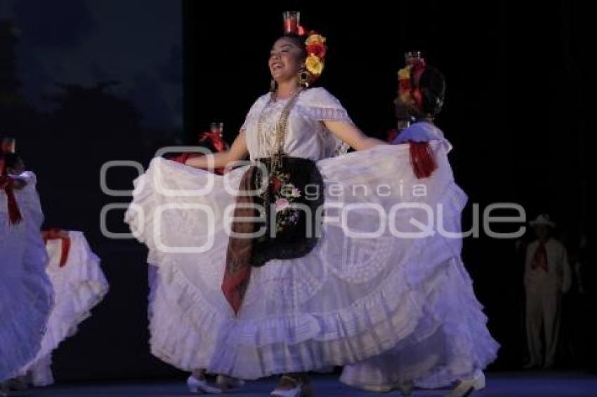 BALLET  FOLKLÓRICO