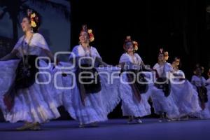 BALLET  FOLKLÓRICO