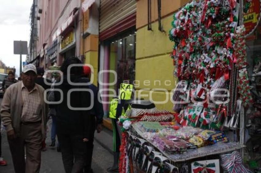 AMBULANTES . ARTÍCULOS PATRIOS