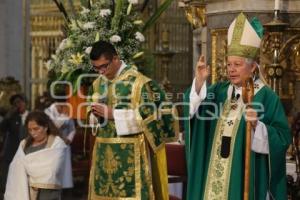 MISA DOMINICAL . CATEDRAL