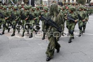 DESFILE ANIVERSARIO INDEPENDENCIA