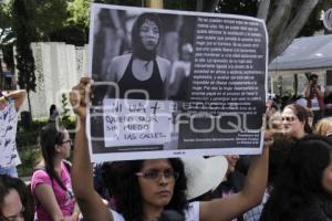 MANIFESTACIÓN . ALERTA DE GÉNERO