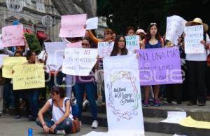 MANIFESTACIÓN . ALERTA DE GÉNERO