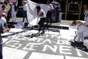 MANIFESTACIÓN . ALERTA DE GÉNERO