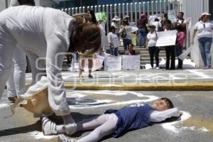 MANIFESTACIÓN . ALERTA DE GÉNERO