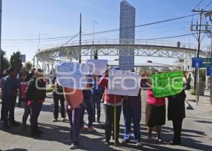 MANIFESTACIÓN PADRES DE FAMILIA