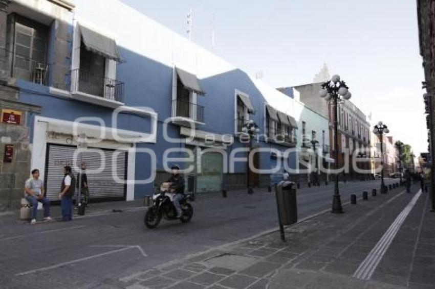 CALLES VACÍAS
