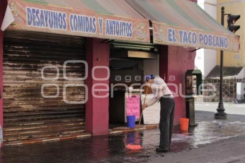 CALLES Y COMERCIOS ABIERTOS