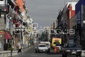 CALLES Y COMERCIOS ABIERTOS