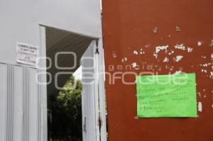 ESCUELAS SIN CLASES . ACATLÁN