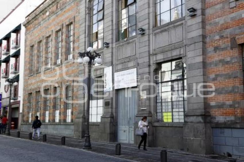 ESCUELAS CERRADAS