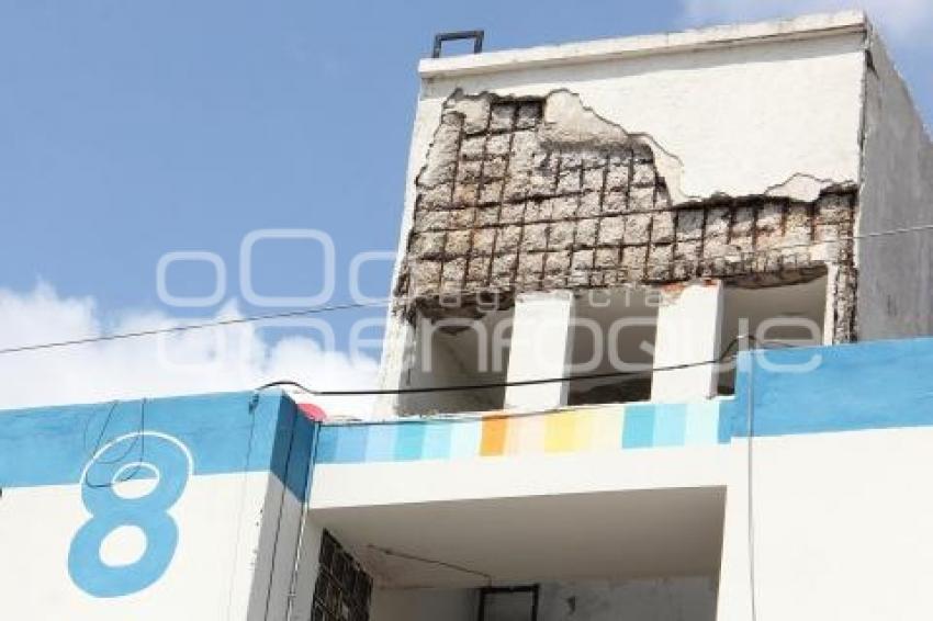 SISMO . DAÑOS EDIFICIO