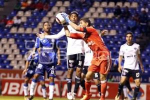 FÚTBOL . CLUB PUEBLA VS ATLAS