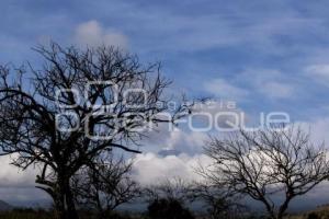 VOLCÁN POPOCATÉPETL . FUMAROLA