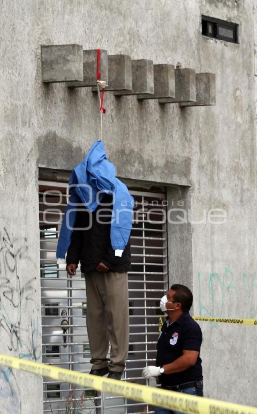 SUICIDIO . AGRÍCOLA IGNACIO ZARAGOZA