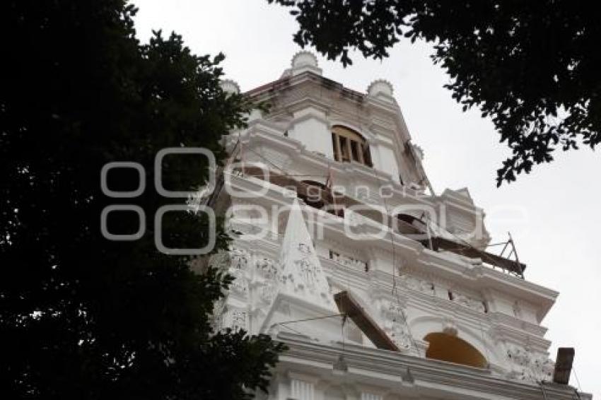 APUNTALAMIENTO IGLESIA DE LA COMPAÑIA