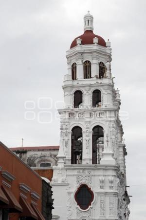 APUNTALAMIENTO IGLESIA DE LA COMPAÑIA