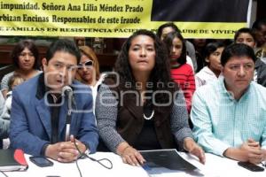 FAMILIAS EN RESISTENCIA