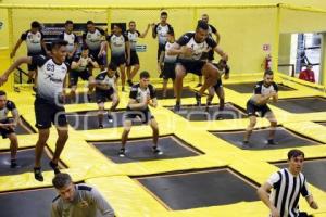 ENTRENAMIENTO LOBOS BUAP