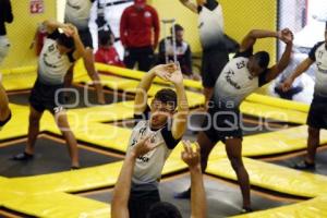 ENTRENAMIENTO LOBOS BUAP