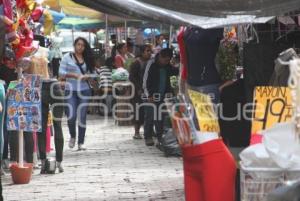 COMERCIO AMBULANTE . TEHUACÁN