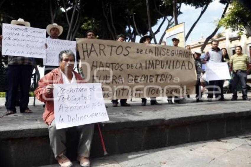 POBLADORES XOCHITLÁN TODOS SANTOS