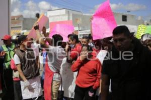 MANIFESTACIÓN . MERCADO XONACA