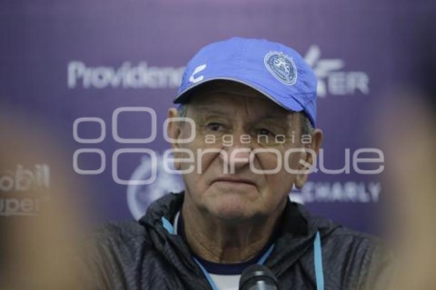 CLUB PUEBLA . ENRIQUE MEZA