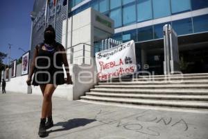 MANIFESTACIÓN CONTRA FEMINICIDIOS