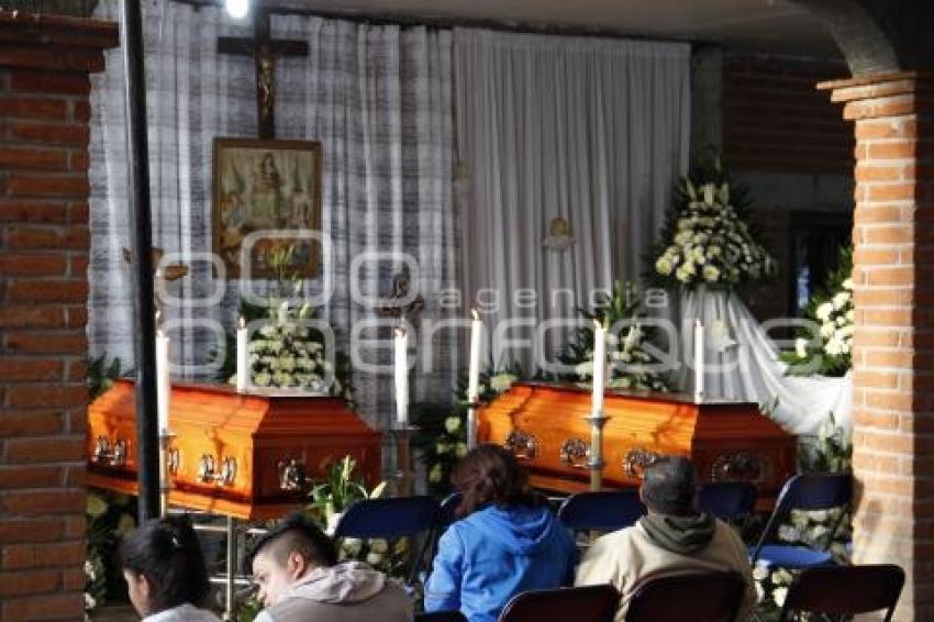 VELORIO FAMILIARES ALCALDE . ACATLÁN