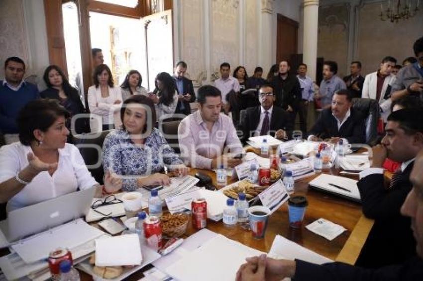 REGIDORES . COMISION PATRIMONIO Y HACIENDA