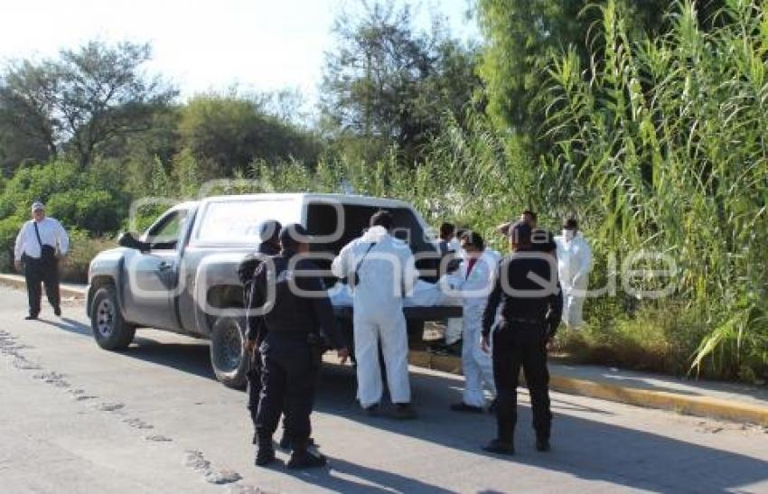 MUJER MUERTA . TEHUACÁN