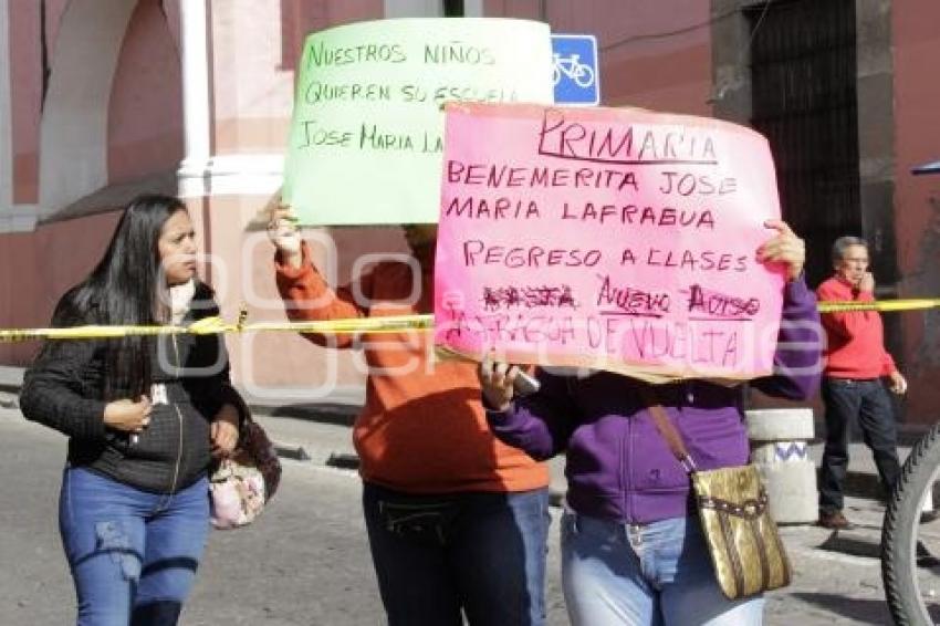 MANIFESTACIÓN . LAFRAGUA