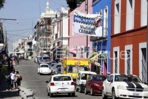 CENTRO HISTÓRICO . VEHICULOS CARGA PESADA