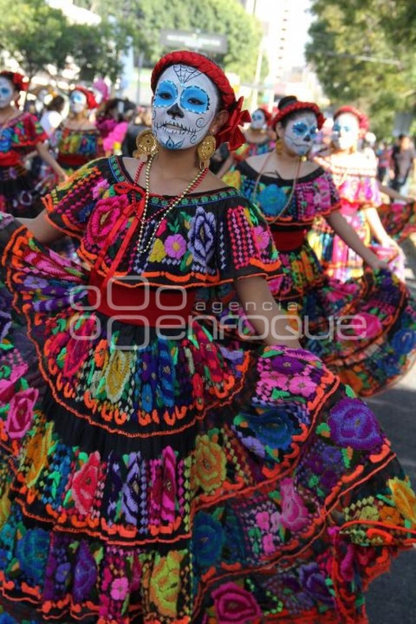 DESFILE DE CATRINAS