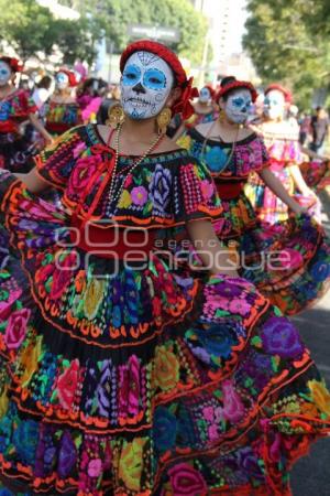 DESFILE DE CATRINAS