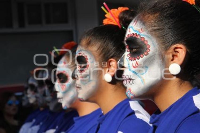 DESFILE DE CATRINAS