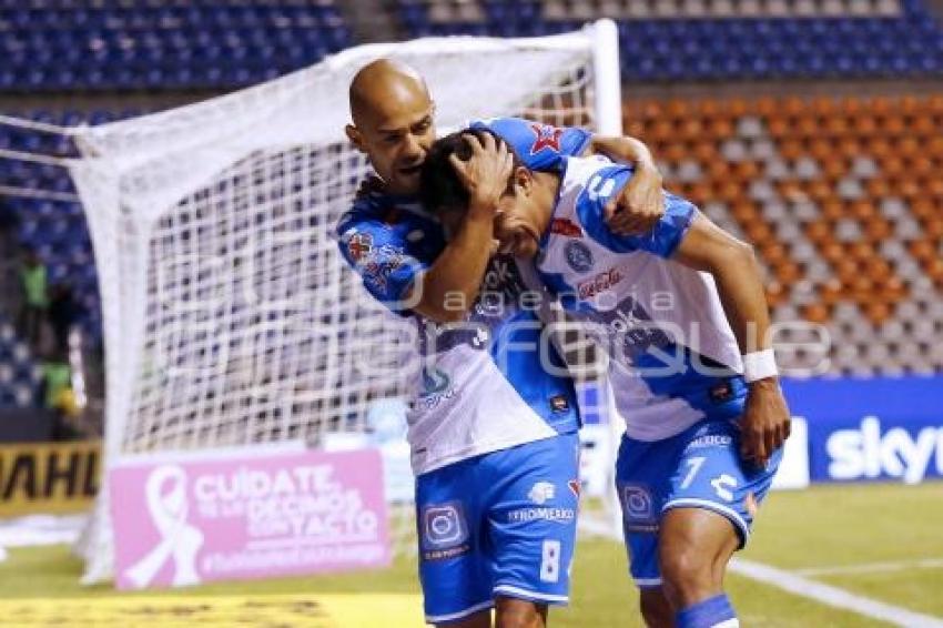 FÚTBOL . CLUB PUEBLA VS PUMAS