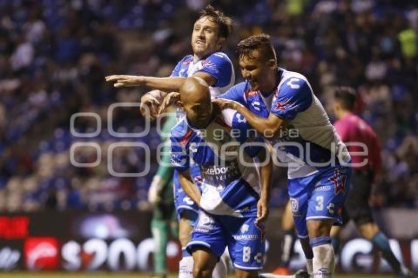 FÚTBOL . CLUB PUEBLA VS PUMAS