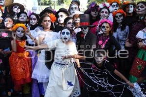 DESFILE DE CATRINAS