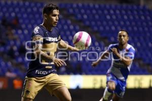 FÚTBOL . CLUB PUEBLA VS PUMAS
